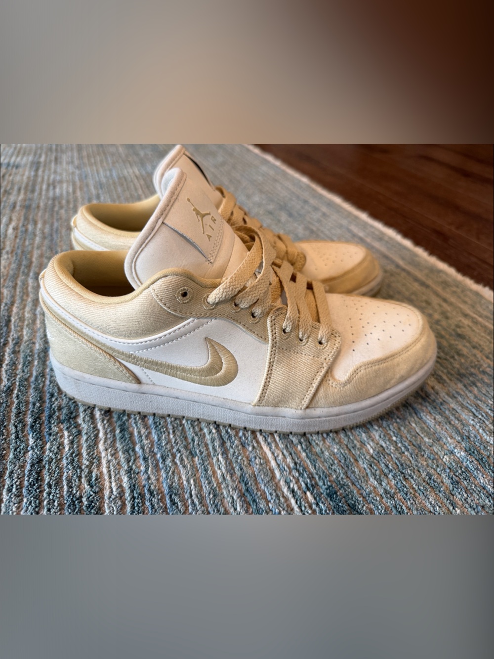 Nike Air Jordan 1 Low SE Canvas Team Gold Sail Women’s Size 9 Rare Colorway
